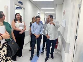Equipe da Secretaria de Saúde do Estado visita instalações do prédio do hospital 03