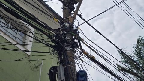 Dia D marca início da organização da fiação em postes do município