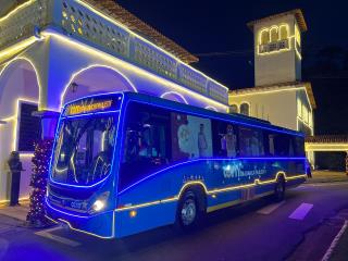 Ônibus iluminado  (2)