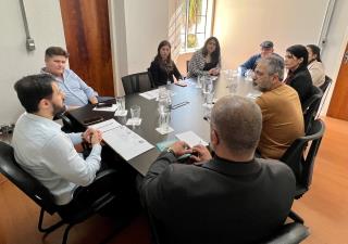 Prefeitura de Bragança Paulista recebe Controladoria de Ferraz de Vasconcelos para troca de experiências sobre boas práticas de controle interno