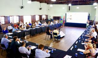 Bragança Paulista participa de reunião da APRECESP em Iguape 02