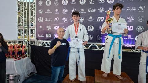 Bragança Paulista conquista ouro e duas pratas no Campeonato Paulista de Karatê Kyokushin Senshi Foto 02
