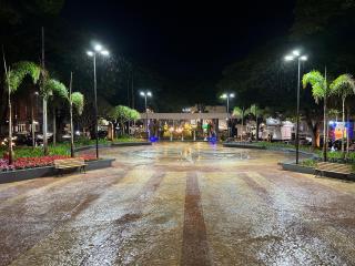 Praça Raul Leme ganha mais vida com revitalização (2)