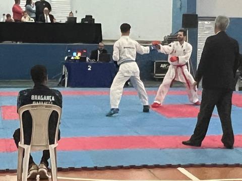 Karatê de Bragança Paulista conquista oito medalhas nos Jogos Regionais de Itatiba