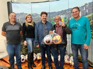 30.06.2023 Prefeito recebe no gabinete clubes de futebol do Campeonato Amador de Futebol Série A (1ª Divisão) (2)