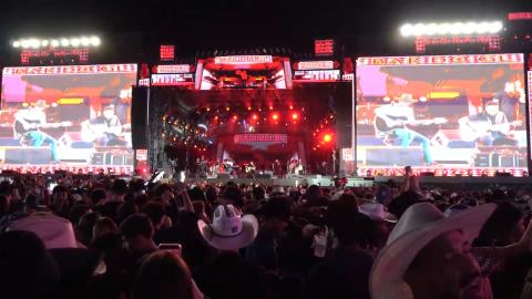 59ª Expoagro e 32ª Festa do Peão de Boiadeiro começa com arena lotada e grandes shows