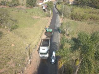Finalizado o recapeamento da Estrada Braz Barrese, no Araras dos Mori Binos 03