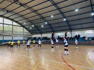 22.06.2023 SEMJEL realiza 1ª etapa do Festival de Voleibol categoria Mirim Feminino