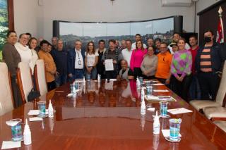 Prefeitura assina contrato de parceria com terceiro setor para ampliação de projetos esportivos e paradesportivos no município (3)