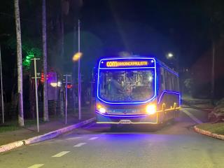 Ônibus iluminado  (3)