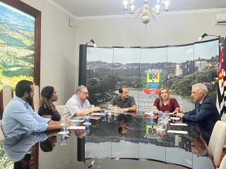 Prefeitura de Bragança Paulista recebe visita do Juiz Diretor do Fórum (4)