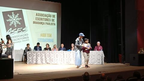 Ases celebra o XXVIII Prêmio Estudantil e homenageia o casal Cestari