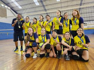 Partida de Vôlei no Festival Estudantil 03