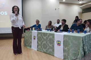 Mais de 400 alunos recebem certificados de cursos profissionalizantes oferecidos pela Prefeitura (6)