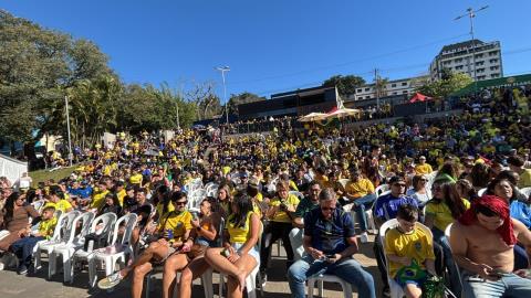 Arena do Lago lota e Fan Fest reúne multidão em vitória do Brasil na Copa 03