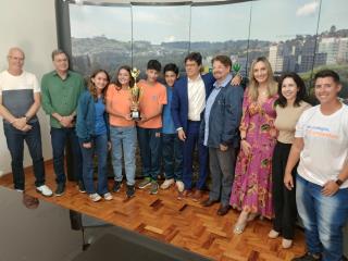 Entrega Troféu Festival Estudantil 04