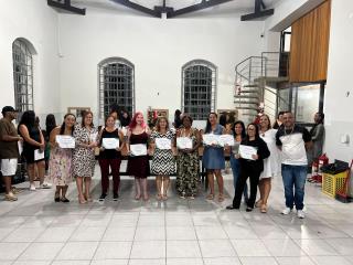 Alunos recebem diplomas dos cursos profissionalizantes oferecidos pelo Fundo Social de Bragança Paulist (5)