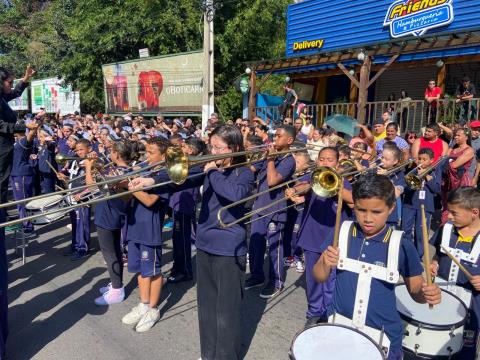 Música, talento e emoção marcam o 3º Encontro Municipal de Bandas Marciais 04