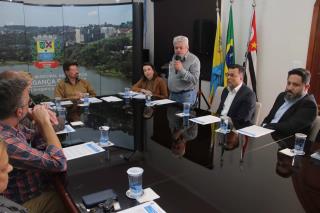 23.06.2023 Prefeitura assina concessão do Mercado Municipal Amilcar Donato Barletta, na Zona Norte (4)