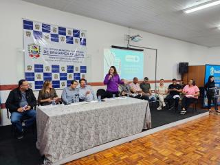 Administração realiza a 23ª entrega de equipamentos de próteses, cadeiras de rodas e de banho (4)