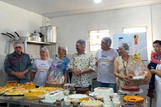  Alunos dos cursos de Confeitaria e Panificação recebem certificado de conclusão (2)