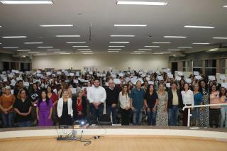 Mais de 400 alunos recebem certificados de cursos profissionalizantes oferecidos pela Prefeitura (7)