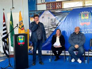 30.06.2023 Cerca de 15 mil kits de uniformes de inverno são entregues aos alunos da Rede Municipal de Ensino (4)