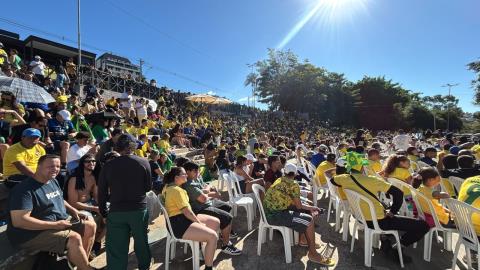 Arena do Lago lota e Fan Fest reúne multidão em vitória do Brasil na Copa 04