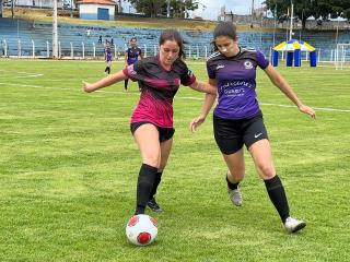 13.03.2023 Arsenal Atibaia é campeão do Festival Feminino de Futebol de Campo de Bragança Paulista (4)
