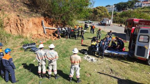 Forças de segurança e emergência realizam simulado de acidente grave em Bragança Paulista