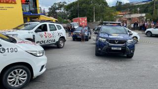 Três suspeitos de série de furtos a residências são detidos pela GCM e PM após fuga em alta velo (6)