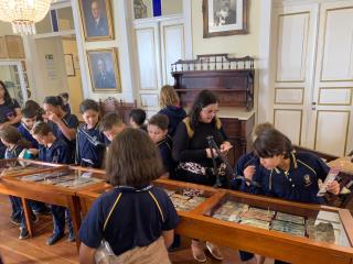 Alunos da EM Orlando Pinto visitam Museu Municipal Oswaldo Russomano e se encantam com a h (8)