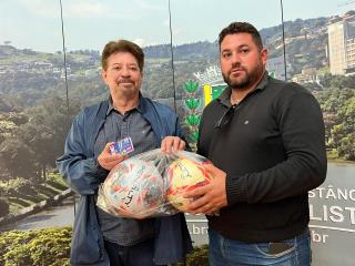 30.06.2023 Prefeito recebe no gabinete clubes de futebol do Campeonato Amador de Futebol Série A (1ª Divisão) (6)