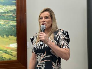 Entrega de Termos de Posse da terceira fase do Pró-Indústria e Pró-Emprego 06