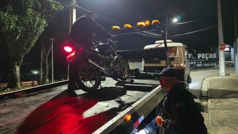 Operação Noite Tranquila fiscaliza bares e combate perturbação do sossego em Bragança Paulista (6)