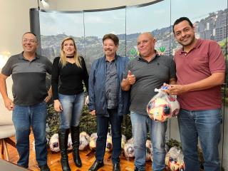 30.06.2023 Prefeito recebe no gabinete clubes de futebol do Campeonato Amador de Futebol Série A (1ª Divisão) (8)