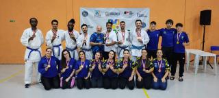Equipe de Karatê conquistou várias medalhas