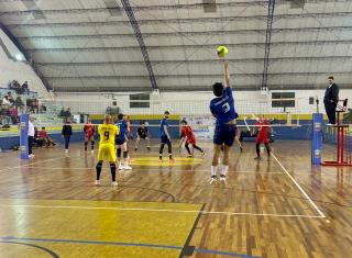 Volei masculino