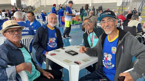 Jogos de Salão Dominó JOMI