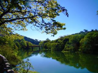 Rio Paraíba do Sul, na região central de ParaibunaSP. O município é considerado o berço deste importante rio brasileiro