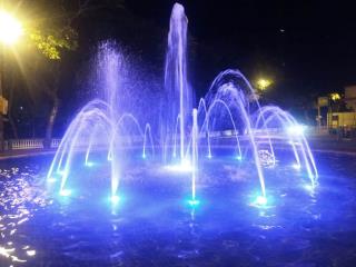 71 - Nova Fonte Luminosa da Praça Antonio Nogueira Santos, Centro da cidade.