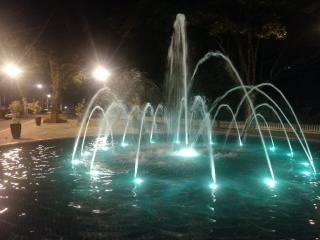 72 - Nova Fonte Luminosa da Praça Antonio Nogueira Santos, Centro da cidade.