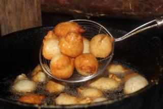 12 - 'Bolinho de chuva'