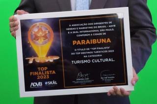 122 -Placa concedida à Estância Turística de Paraibuna como Top Finalista do Concurso Top Destinos Turísticos, na categoria Turismo Cultural