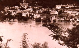 Rio Paraibuna enchente 1957