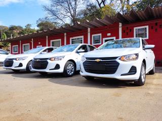 14 - Aquisição de três Chevrolet Ônix para atender as necessidades de três departamentos da Administração Pública Municipal
