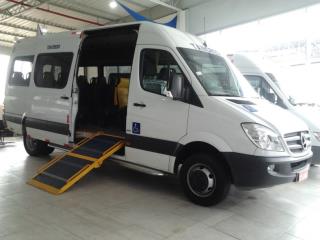 24 - Aquisição de Van adaptada para transporte de pacientes com necessidades especiais