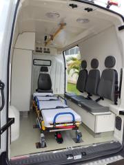 27 - Ambulância com mais espaço para maior conforto da população