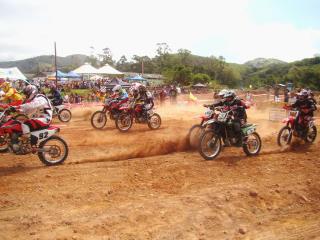 37 - Evento de motocross, no Recinto de Exposições da antiga 'Fapap'.