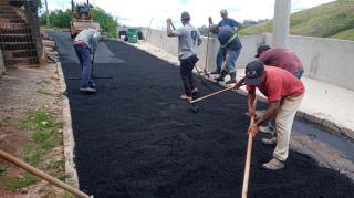09 - Muro de arrimo na Rua Lino Moreira Leal e a recomposição da via Rua Alcides Alves Pereira (2)